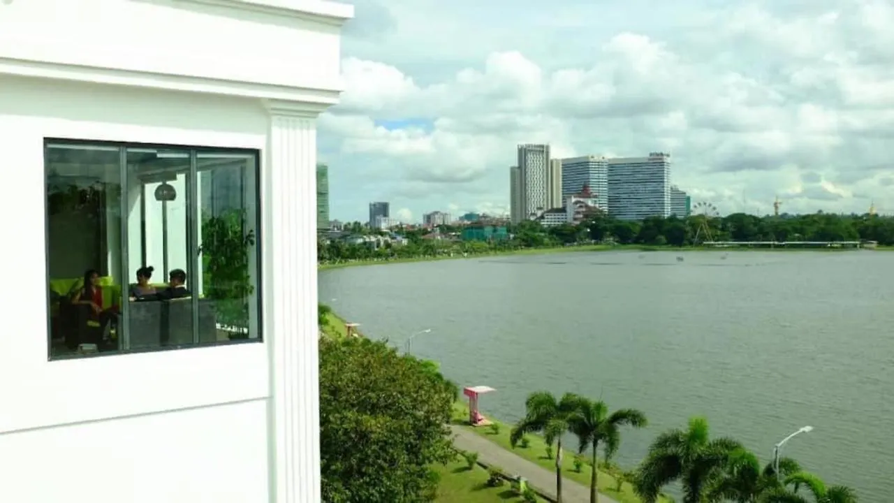 ***  Sen Lake View Yangon Hotel Birmania