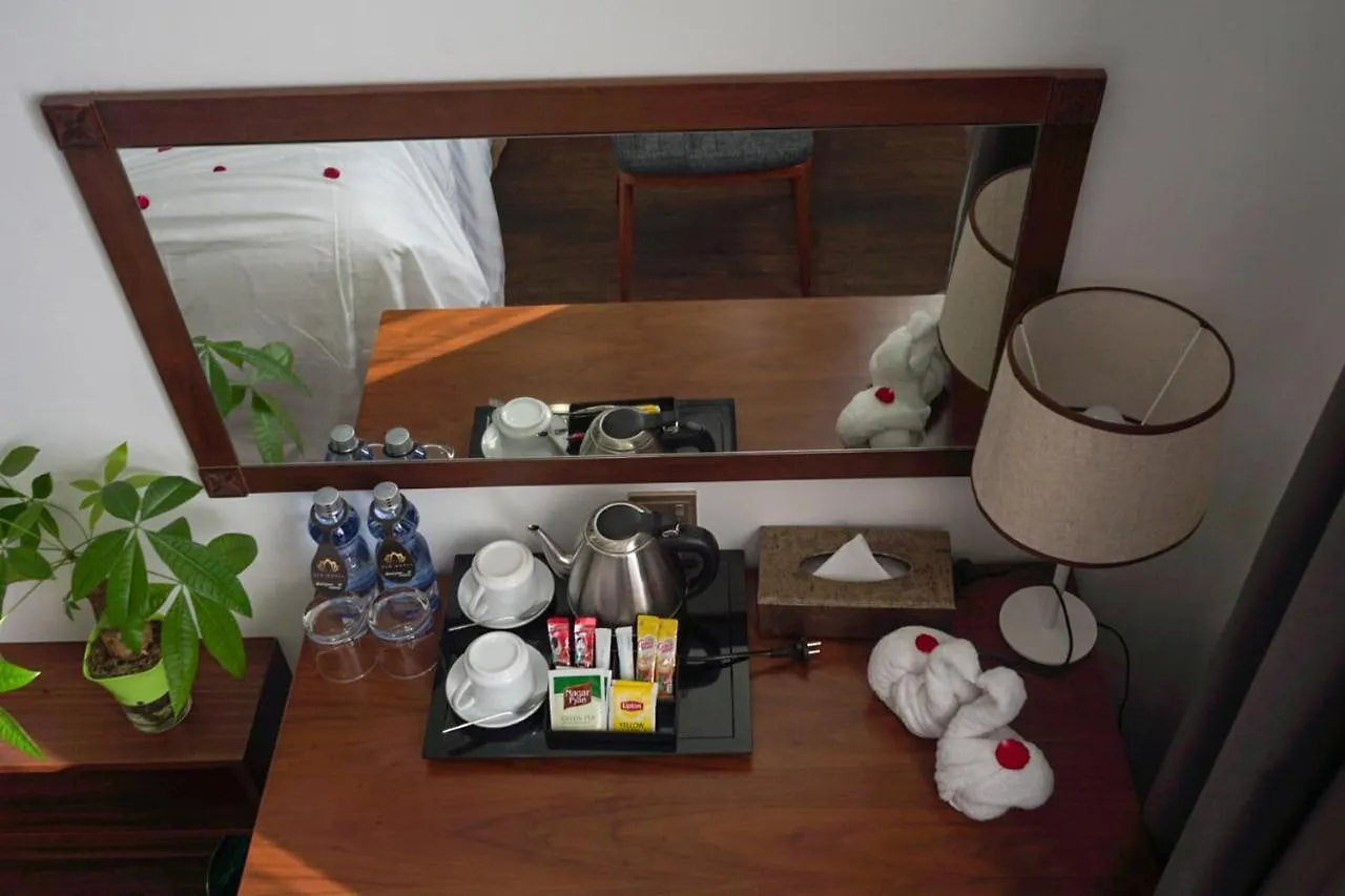 Sen Lake View Yangon Hotel